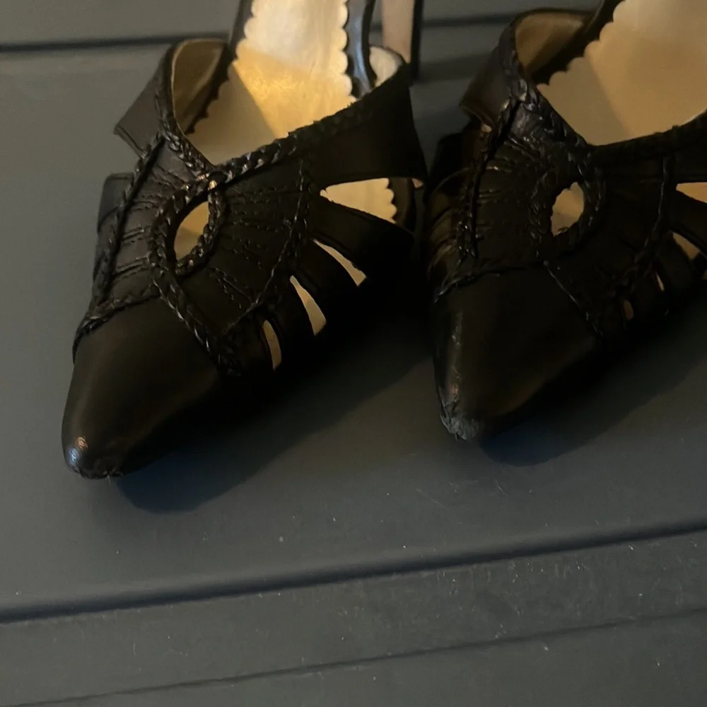 Jessica Simpson Black Heels - Picture 2 of 4